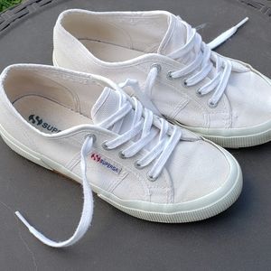 SUPERGA - Women Size 7.5 - 2750 COTU CLASSIC WHITE - USED